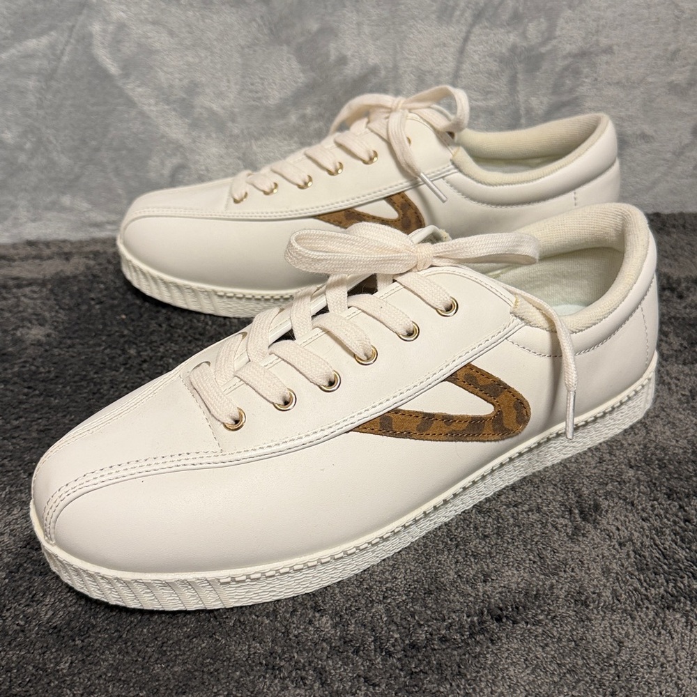 Tretorn Nylite Plus White Leather Sneakers with Leopard Details, Size 9 NWT! - Picture 5 of 7